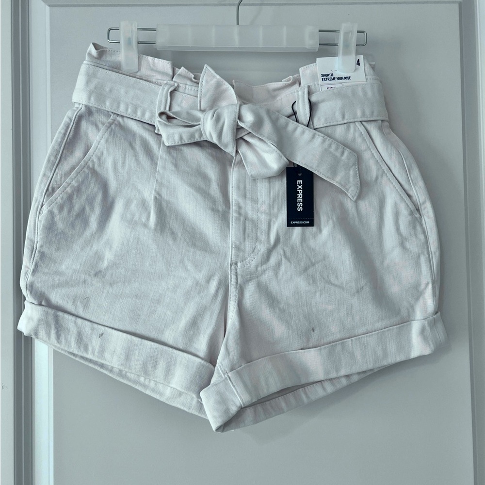 Express High Waist Ivory/White Shorts with Chic Tie Belt